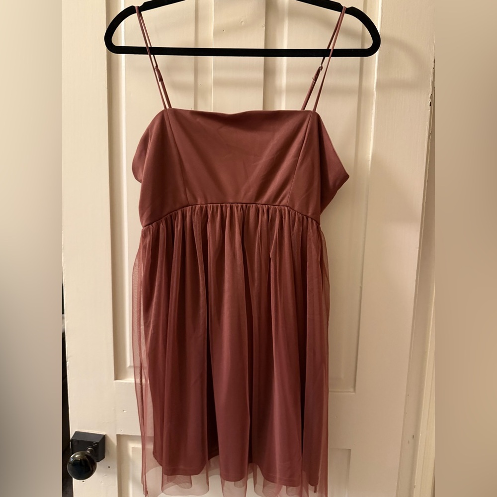 Elegant Mauve Spaghetti Strap Dress